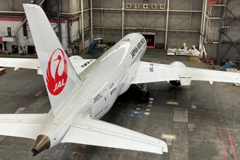 〔2025年12月開催〕成田空港 JAL格納庫バックヤード見学特典