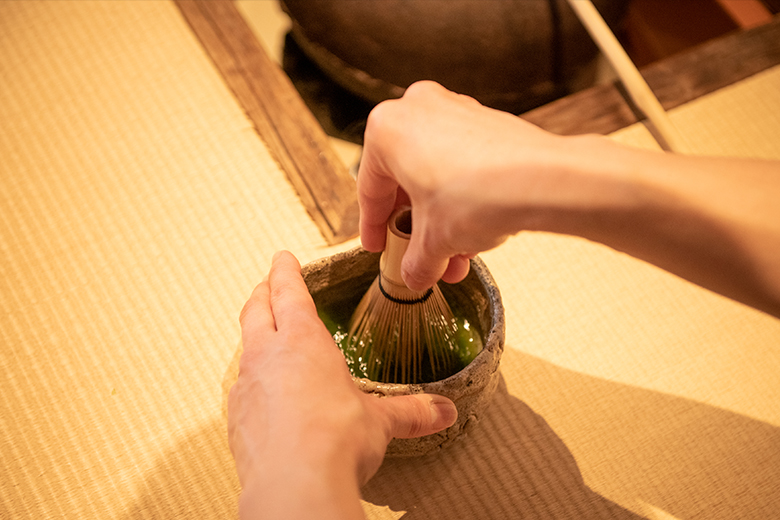 神楽坂「HASABON」日本のお茶とうつわの魅力を知る茶道体験とフレンチランチ-おみやげ付き-